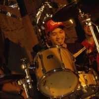  13 Tahun Konsisten Menggebuk Drum