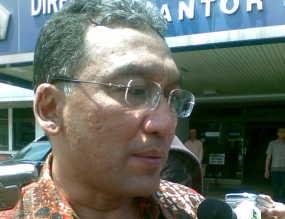 Bapepam Minta Kewenangan Tembus Rekening Pelaku Pasar Modal