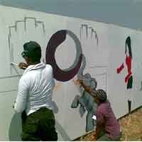 Agustusan, 220 Seniman Melukis Mural Bersama 