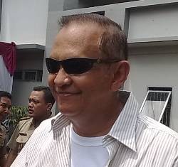 Bebas, Roy Marten Segera Kembali Berakting