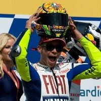 Rossi: Saya Bodoh Jika Coret Lorenzo