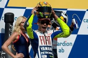 Rossi: Saya Bodoh Jika Coret Lorenzo