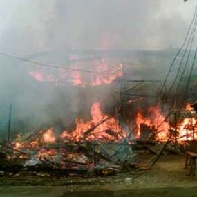 Api Membara di Perumahan Padat di Sukapura Jakarta Utara