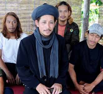Jamaah An-Nadzir Mulai Berpuasa