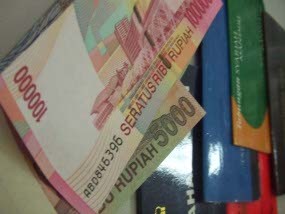 Rupiah Adem Ayem di 10.000/US$