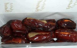  Empat Kurma Segar Terbaru dari Bateel 