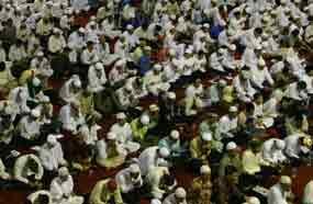 Pantau Dakwah Ramadan, Polisi Bergaya Orba