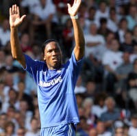 Drogba-Anelka Menangkan Chelsea