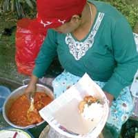 Nikmatnya Nasi Boranan Khas Lamongan Saat Berbuka