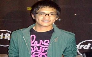 Afgan Salat Pelan-pelan Tapi Pasti