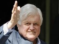 Obama Patah Hati Ditinggal Ted Kennedy