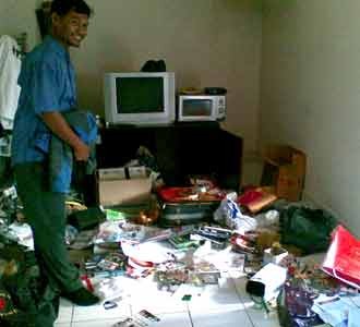 Kantor Arrahmah Berantakan