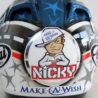 Hayden Pakai Helm Harapan