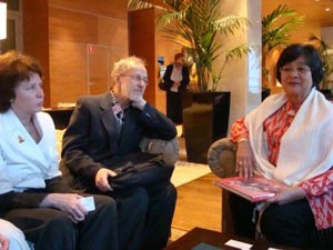 Wanita Rusia Harus Belajar dari Wanita Indonesia