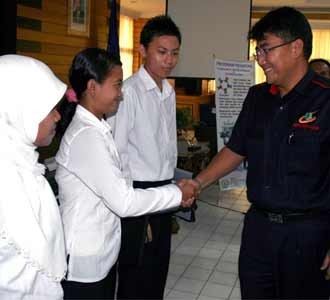 Beasiswa untuk Mahasiswa Universitas Tanjungpura
