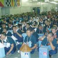 Ospek, 500 Mahasiswa Baru UHT Kunjungi Kapal Perang 