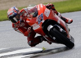 Stoner Jamin Masih Cinta Balap Motor