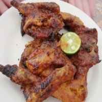 Pedas Mengigit Ayam Taliwang
