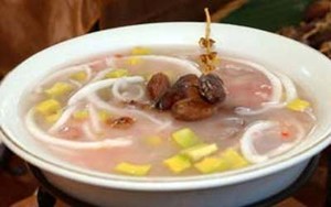 Segarnya Es Manado 
