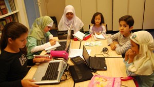 Mencetak Siswa Internasional Berkepribadian Indonesia