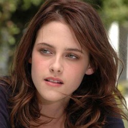 Kristen Stewart Suka Takuti Penggemar