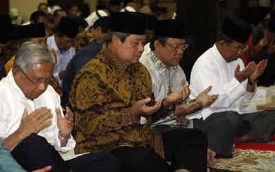SBY Buka Puasa di Rumah Ketua DPR