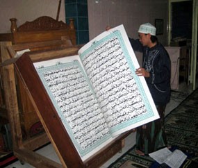 Tarawih Disertai Khataman Quran Ala Ponpes Bustanul Makmur