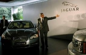 Tata Ngos-ngosan Biayai Jaguar dan Land Rover