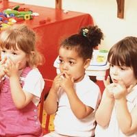 Mengatasi Kesulitan Bicara Pada Anak