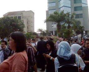  Karyawan Panik, Ada Keretakan di Gedung Indosat 