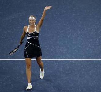 Maria Goes Black