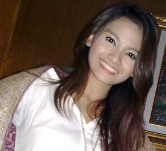 Acha Ultah Tanpa Kekasih