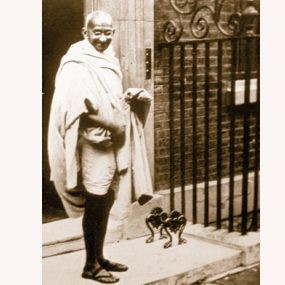 Puasa Air Ala Mahatma Gandhi, Berani Coba?