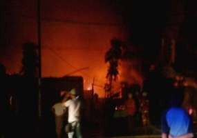 Warteg di Dekat Asrama Brimob Terbakar