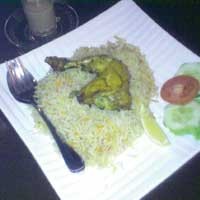 Hidangan Buka Puasa Nasi Mandhi Yaman