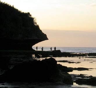 Indahnya Pantai Dreamland