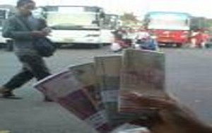Pengaduan THR di Jatim Diprediksi Meningkat