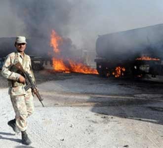 Taliban Serang Truk BBM 
