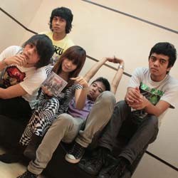 Geisha Siap Jadi Penghibur