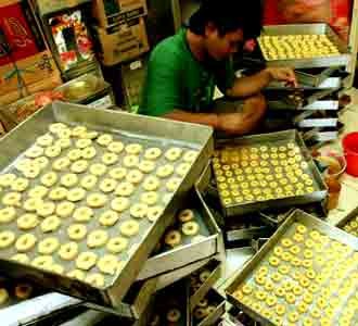 Manisnya Rezeki Kue Lebaran