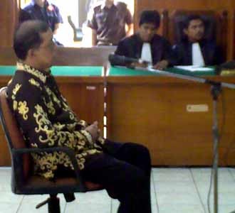 Syamsudin Manan Divonis 1 Tahun 6 Bulan