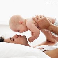 Ayah Juga Bisa Dekat dengan Bayi