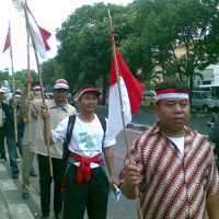 Aksi Anti Malaysia Bikin Jl Diponegoro Tersendat