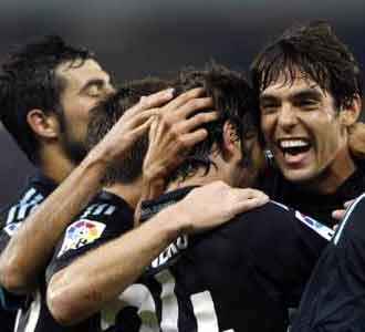 Madrid Tundukkan Espanyol