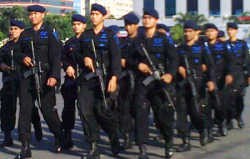 Amankan Mudik, Polisi Preman Bersiaga di Terminal dan Stasiun