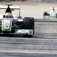 Duo Brawn GP Kejar Gelar