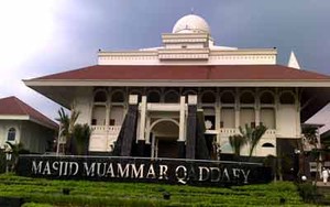 Melongok Masjid Muammar Qaddafy di Sentul