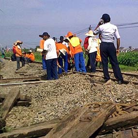 PT KA Daops VII Awasi Lima Titik Rawan Anjlok 