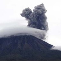 6 Jam Diguyur Hujan, Semeru Muntahkan Lahar Dingin
