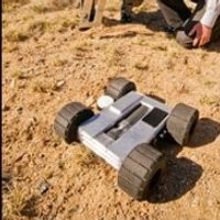 Militer AS Pamer Robot Pelompat Tembok